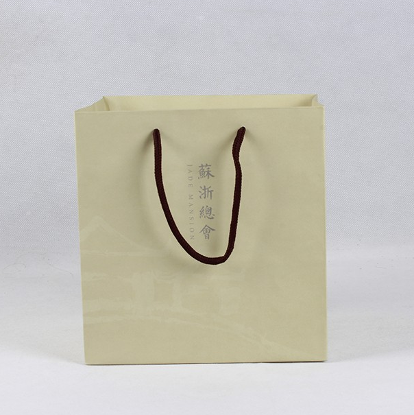 香水紙袋定做簡(jiǎn)單嗎 香水紙袋定做簡(jiǎn)單嗎