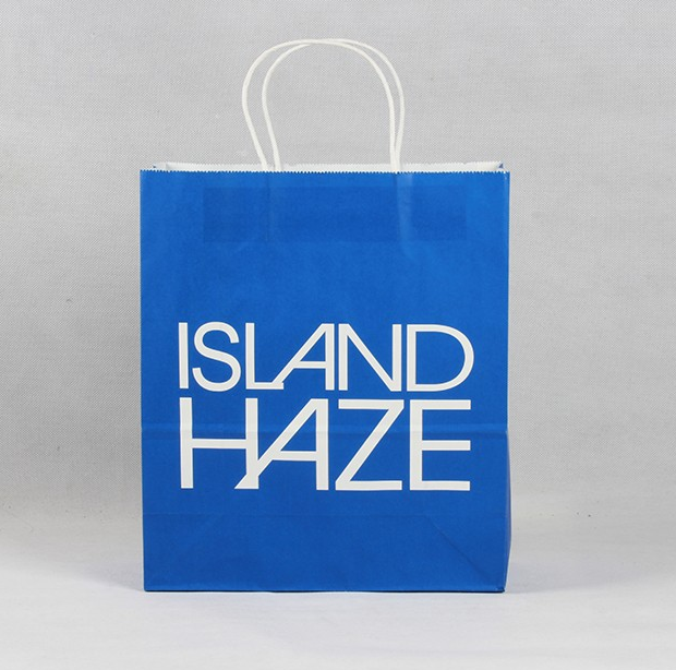 服裝紙袋設(shè)計(jì)時(shí)需掌握這幾個(gè)“小心機(jī)” 服裝紙袋設(shè)計(jì)時(shí)需掌握這幾個(gè)“小心機(jī)”